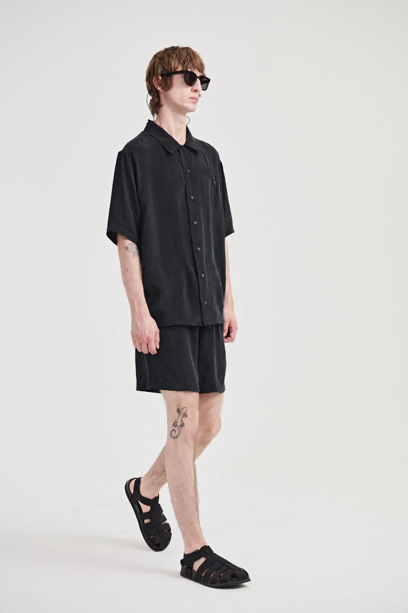 06 / Oftt Grandpa Cool Vegan Silk Shirt black