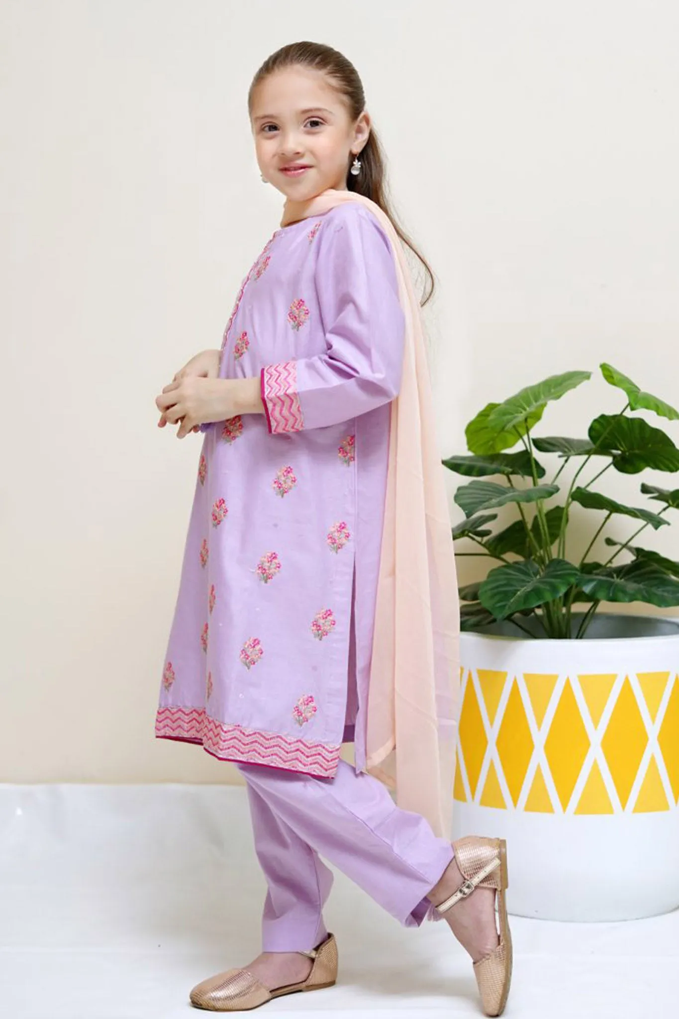 Bari Eid By Shanzey Stitched 3 Piece Emb Cotton Edit Collection'2024-SHK-2505