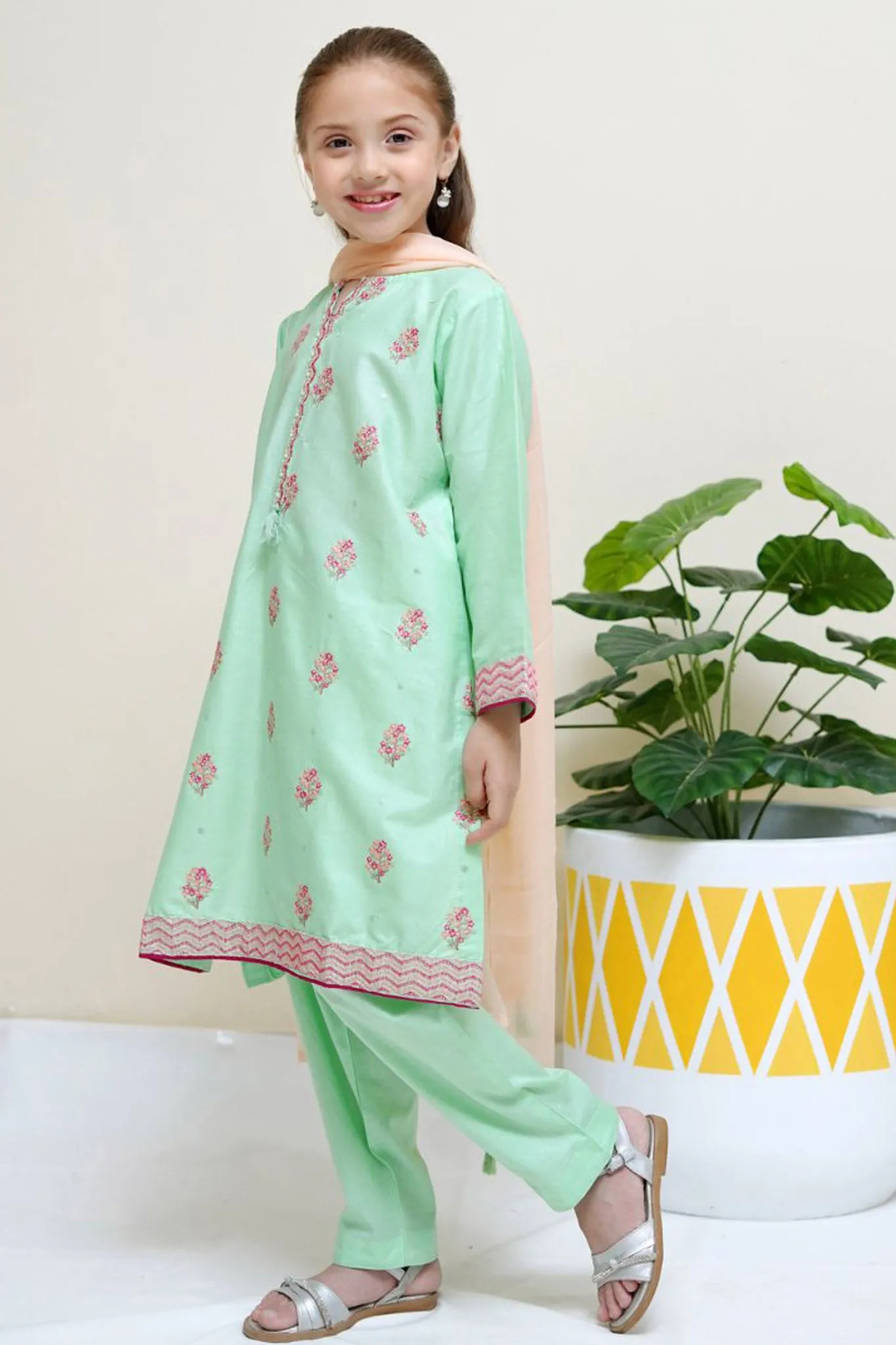 Bari Eid By Shanzey Stitched 3 Piece Emb Cotton Edit Collection'2024-SHK-2506