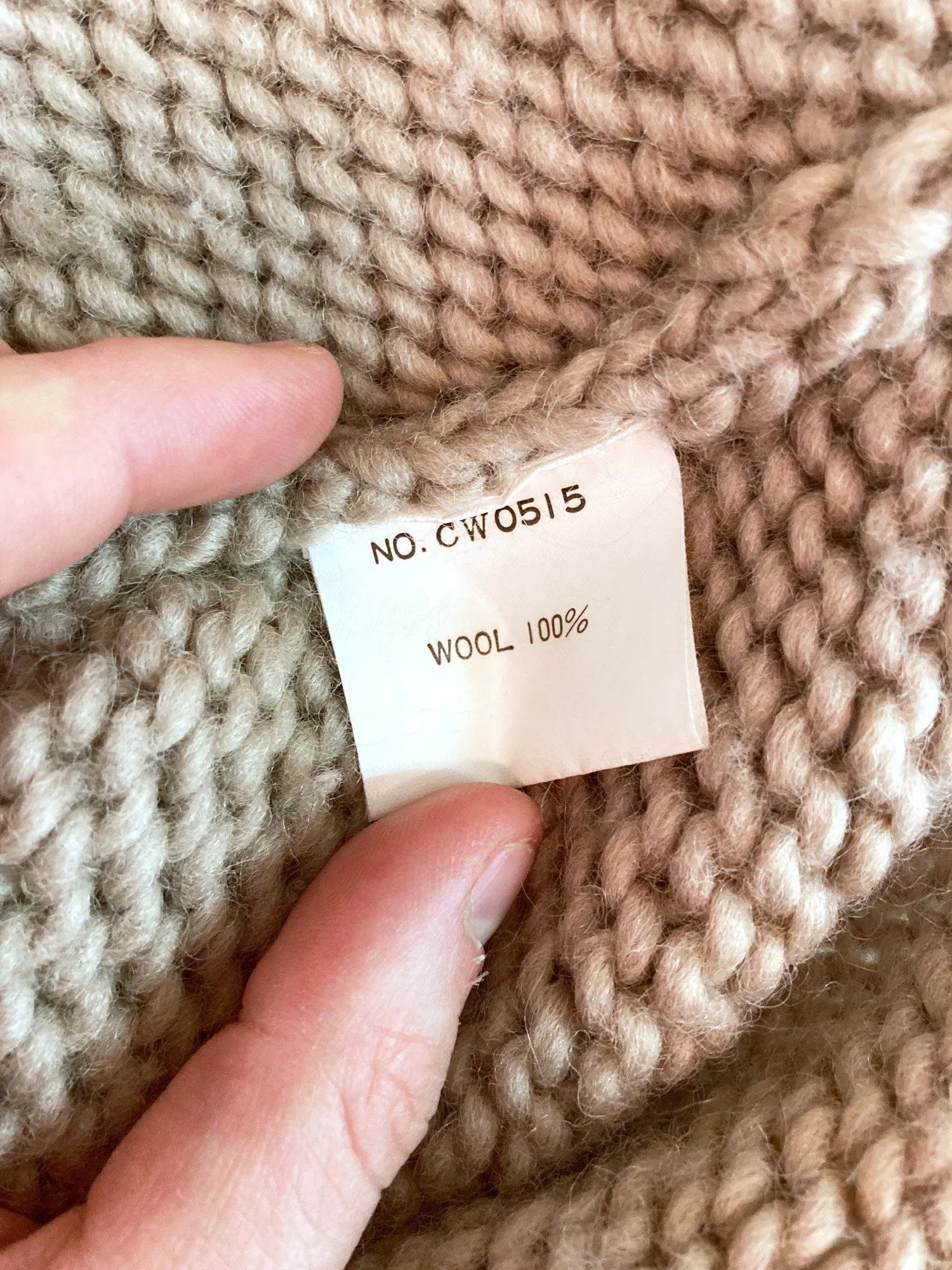 Cosmic Wonder 1990s-2000s beige wool shawl collar jumper with big plastic button