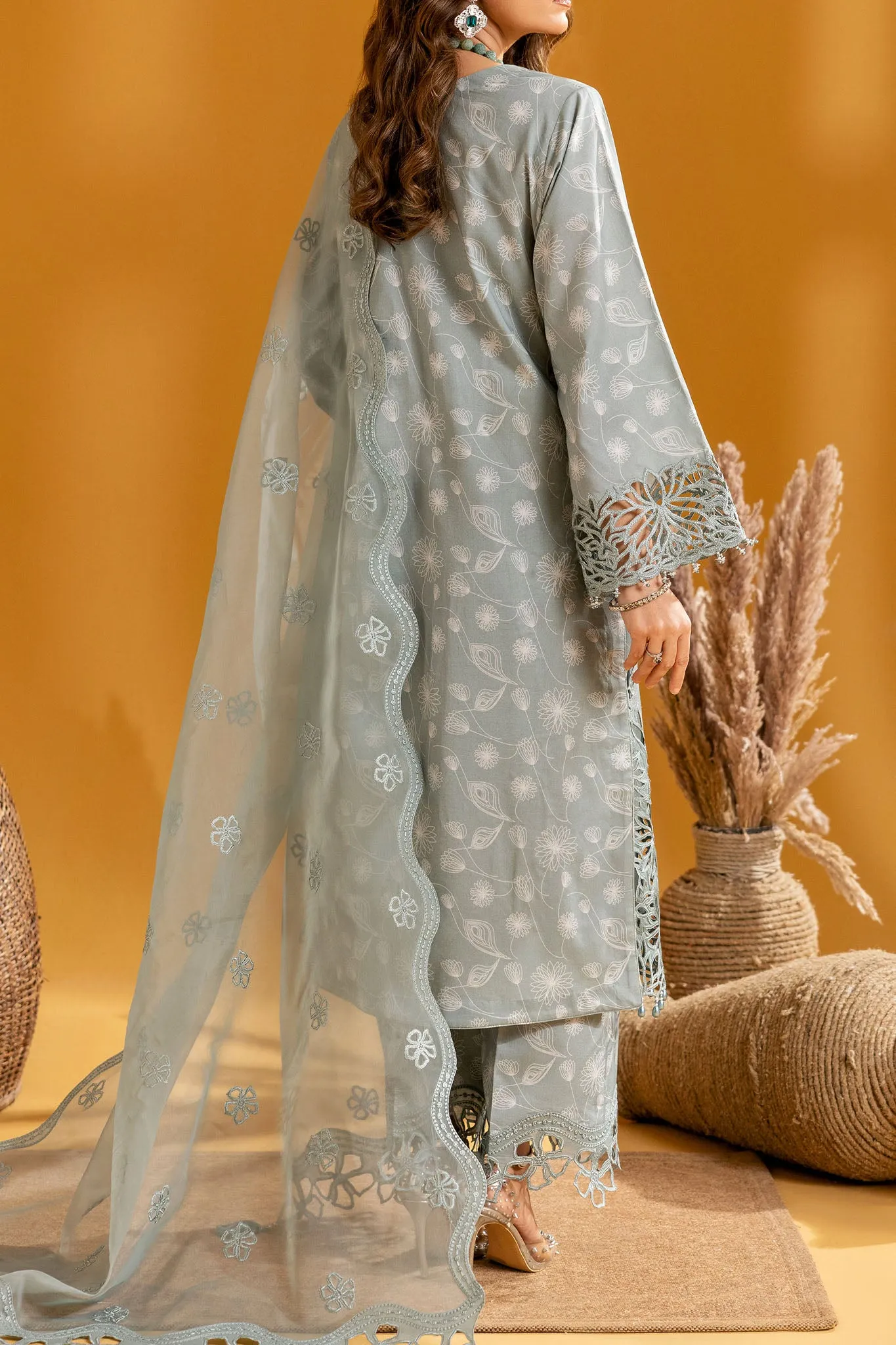 Maahi By Alizeh Unstitched 3 Piece Printed Lawn Collection'2024-07-Nyra