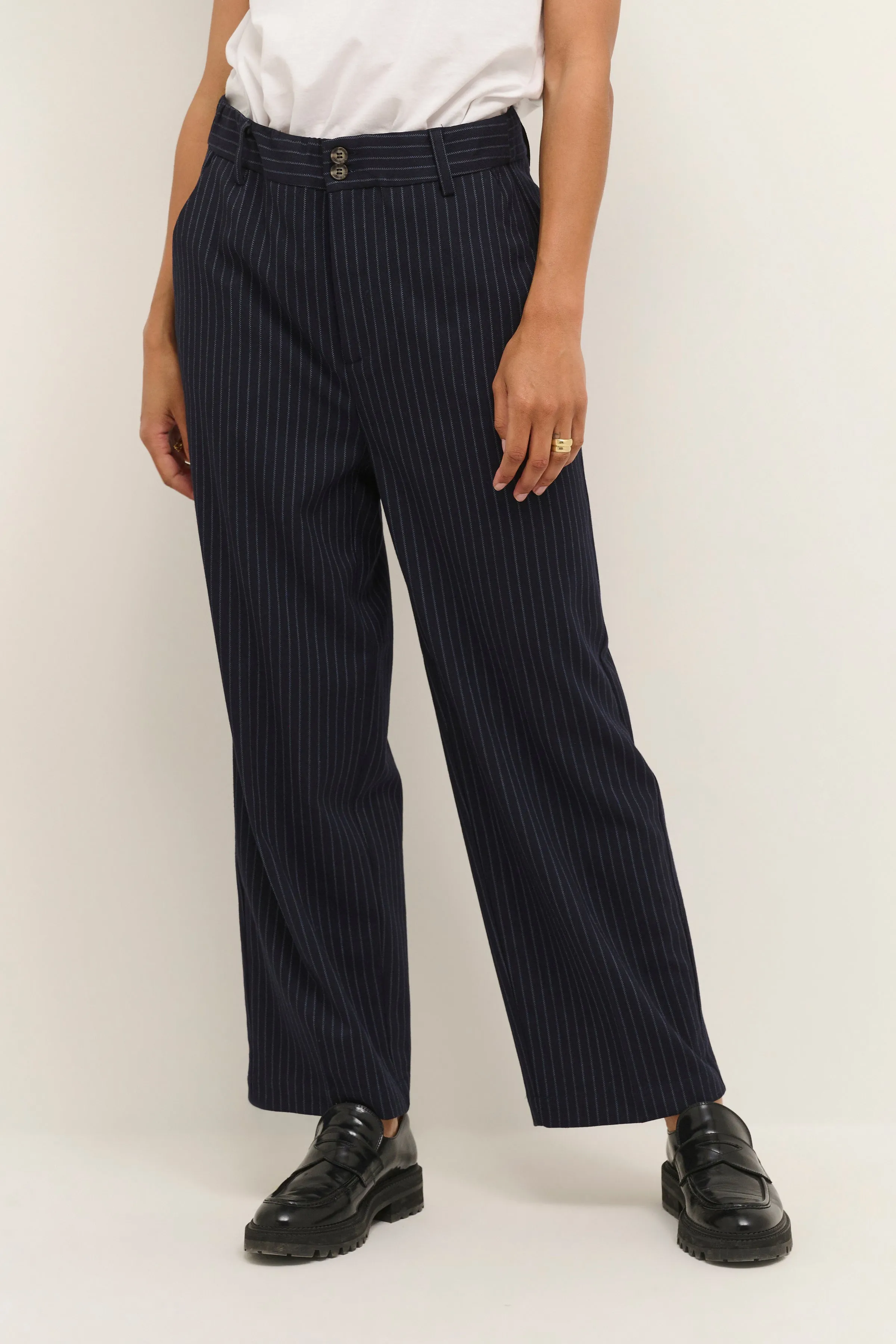 PINSTRIPE CROP PANT