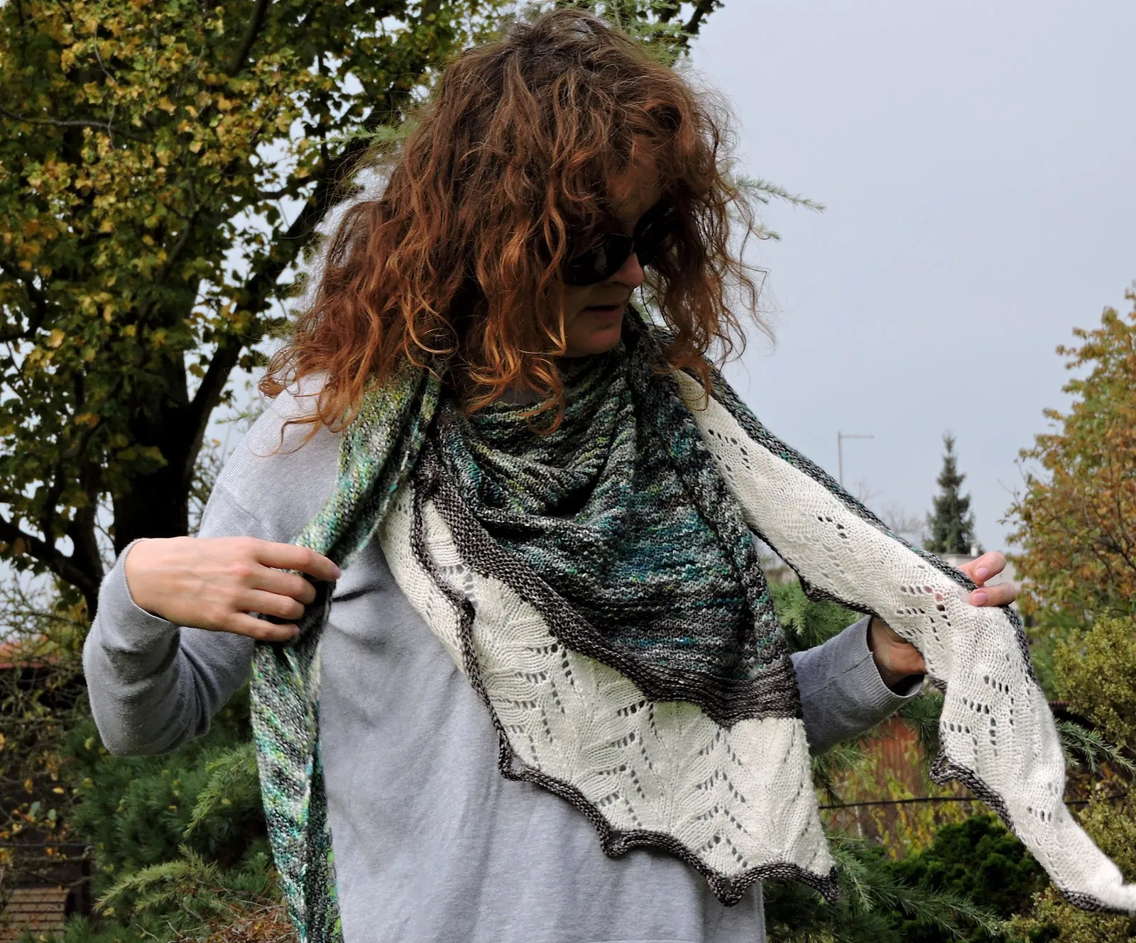 Sarabande Shawl by Jana Markova